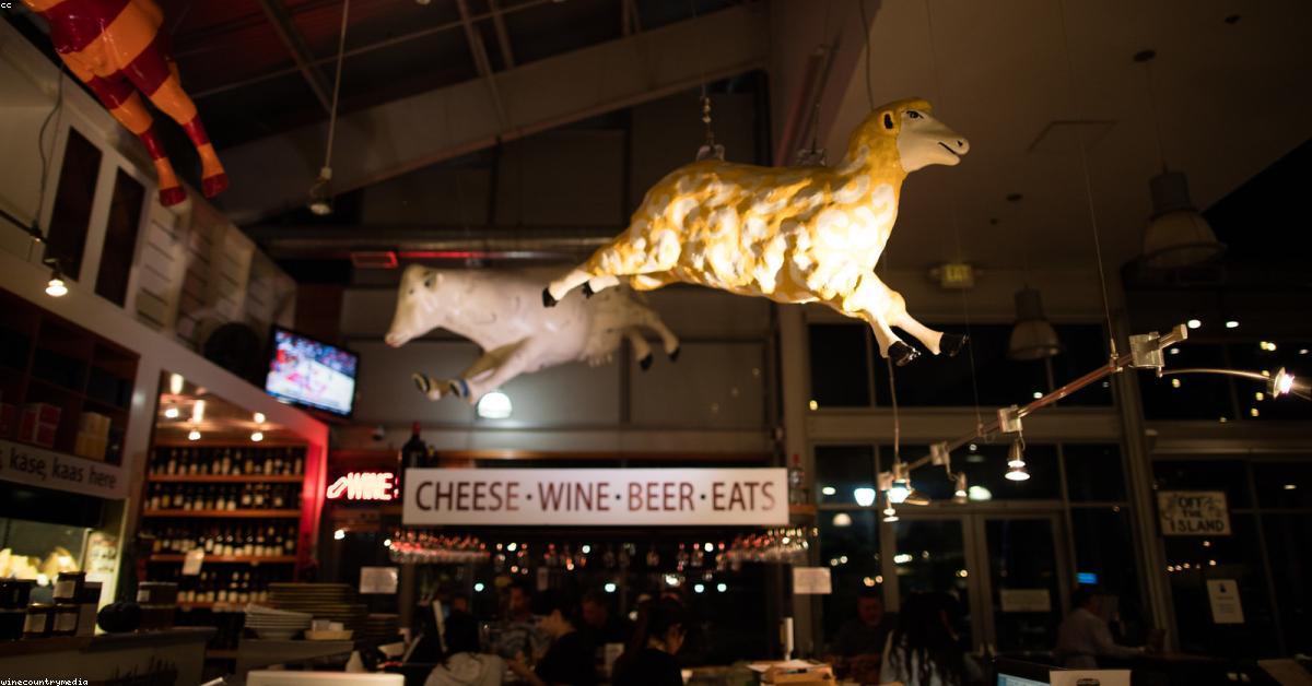 Mixing Tradition and Modern Taste in Hyderabad Catering